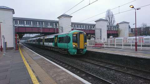 Harrow & Wealdstone Station photo